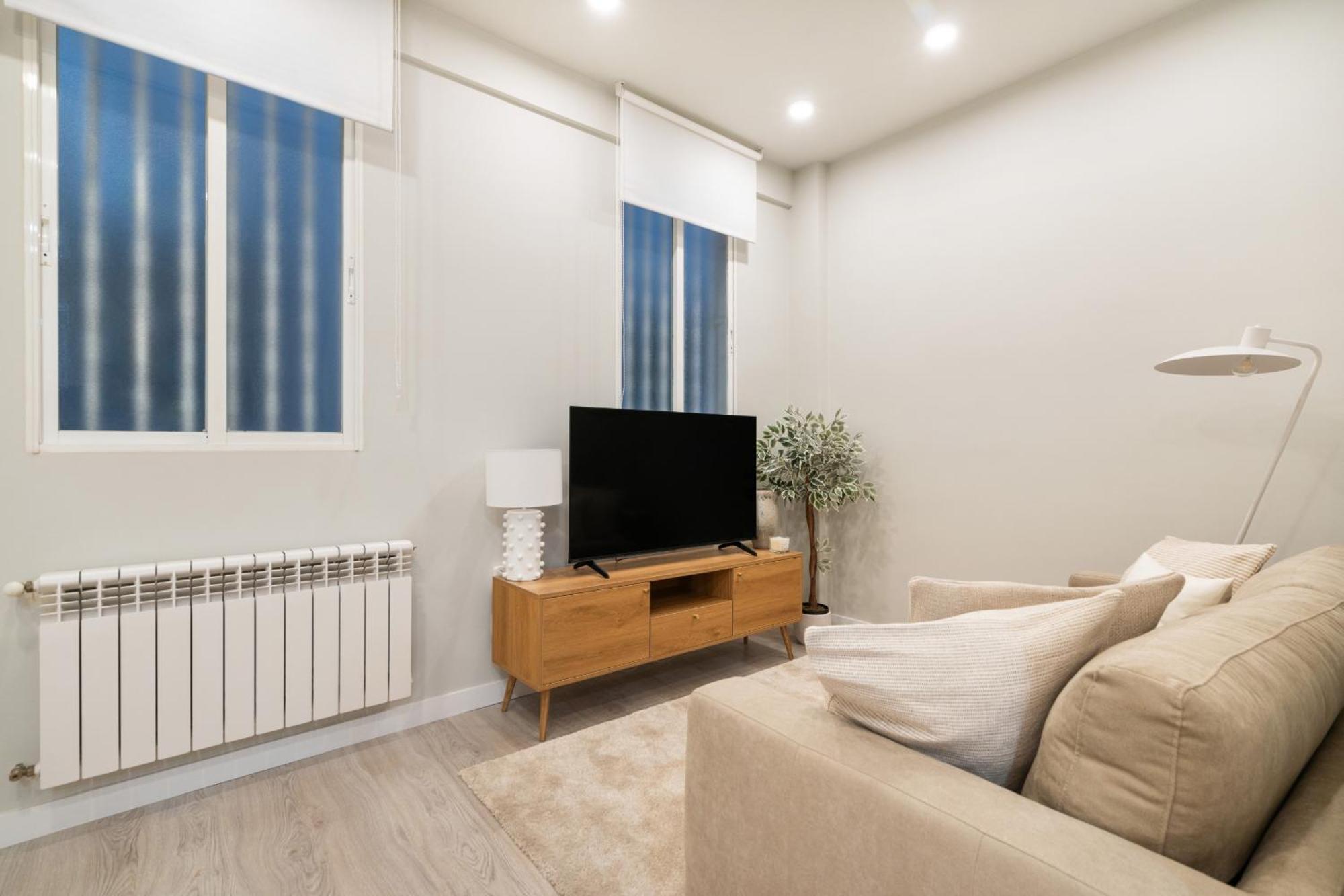 Apartamento Reformado En Metro Ibiza Alquiler Temporal Madrid Dış mekan fotoğraf