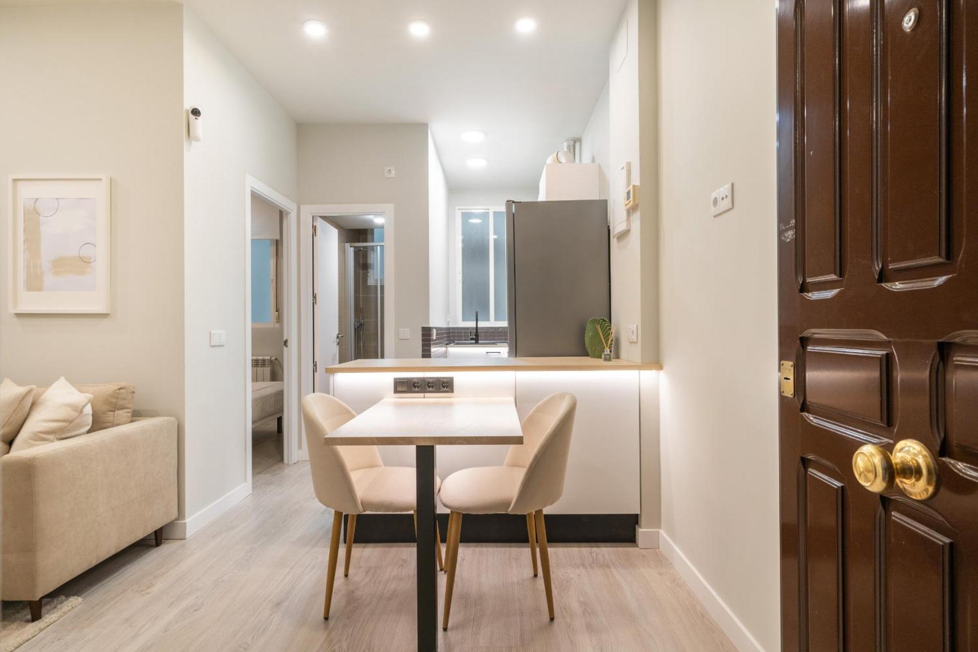Apartamento Reformado En Metro Ibiza Alquiler Temporal Madrid Dış mekan fotoğraf