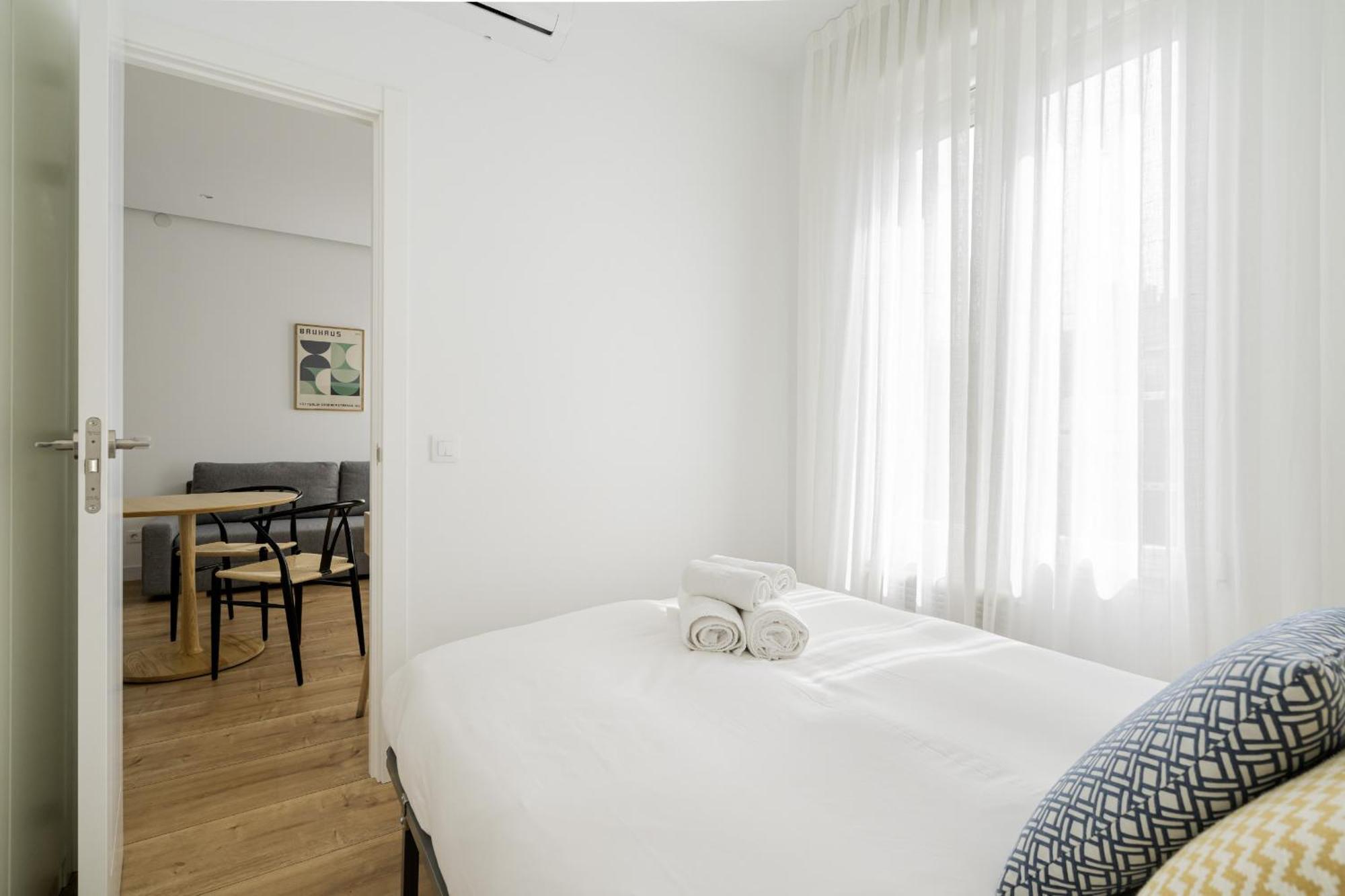 Apartamento Reformado En Metro Ibiza Alquiler Temporal Madrid Dış mekan fotoğraf