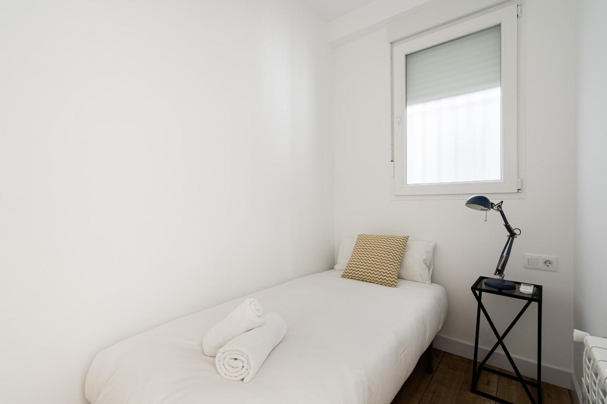Apartamento Reformado En Metro Ibiza Alquiler Temporal Madrid Dış mekan fotoğraf